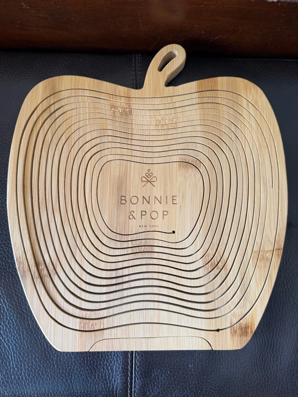 Bonnie & Pop NY Apple Shaped Collapsable Wooden Basket, Trivet or Cutting Board
